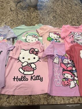 💖 SzM Girls 7/8 Hello Kitty Shirt Bundle💖